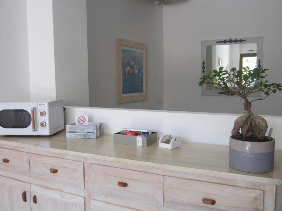 Monolocale San Pantaleo Apartment Екстериор снимка