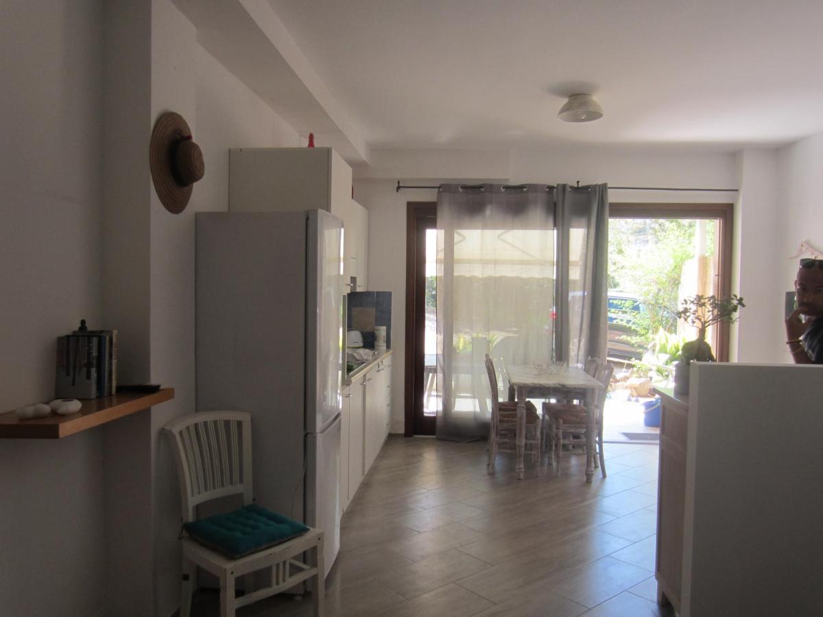 Monolocale San Pantaleo Apartment Екстериор снимка